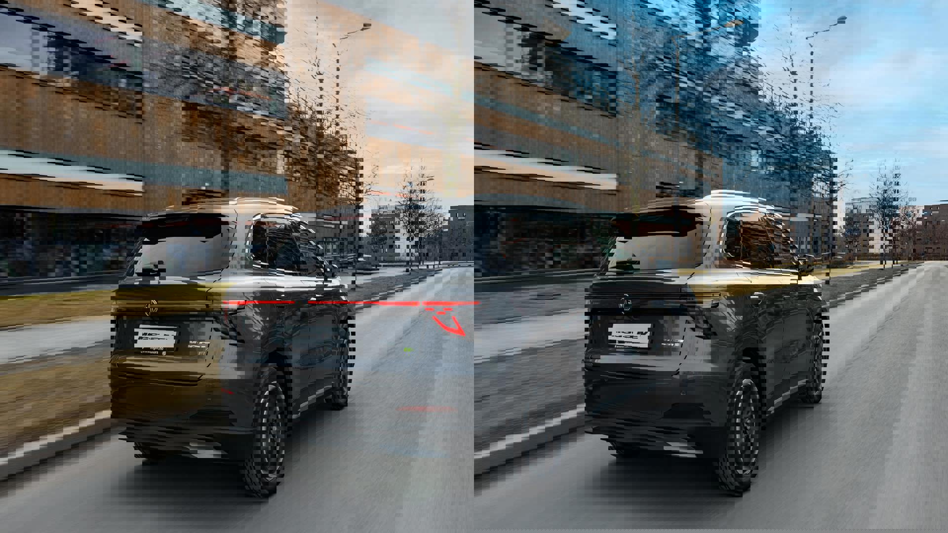 5C 8471 Edit Min